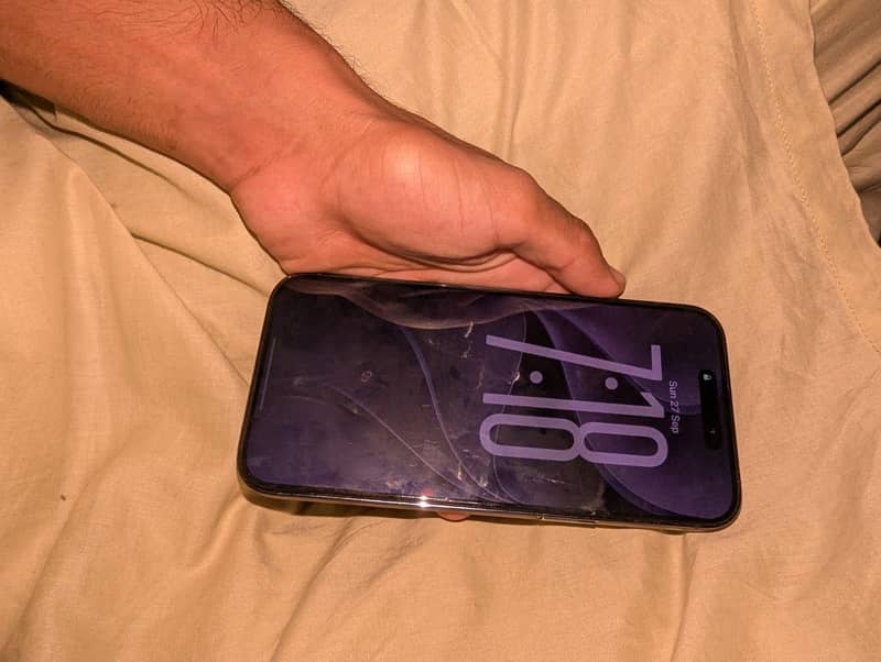iPhone 14 Pro Max 1