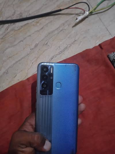 Tecno Pova