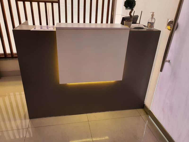Reception Table 5