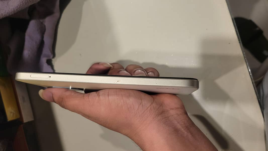 OPPO A38 4