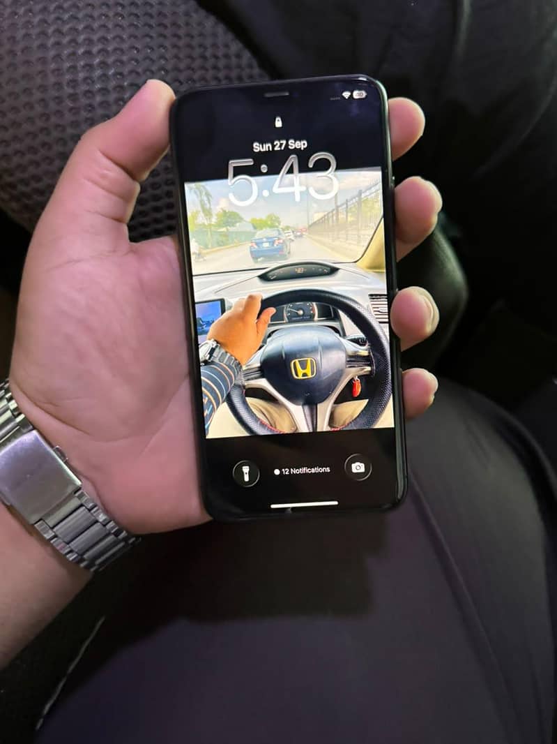 Apple iPhone 11 Pro Max 3