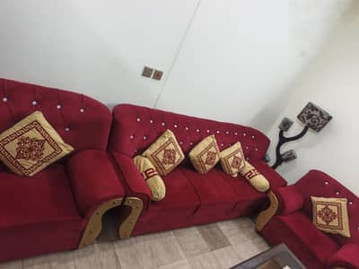5 Seated Sofa Set In Best Condition