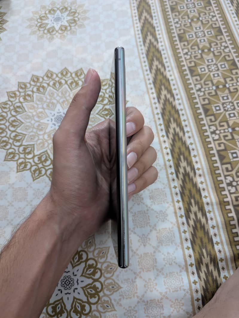 Samsung Mobile Note 10 Plus 2