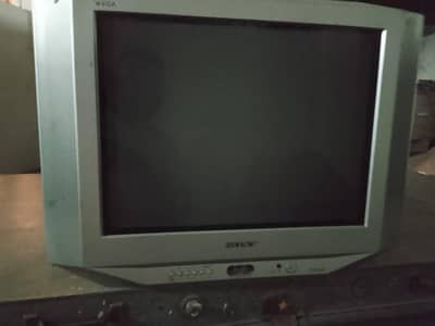 Sony WEGA 21-inch CRT TV – Model KV-AW21M80