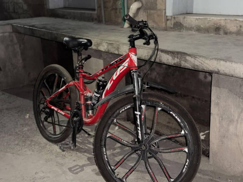 PLUS ORIGiNAL CYCLE 6