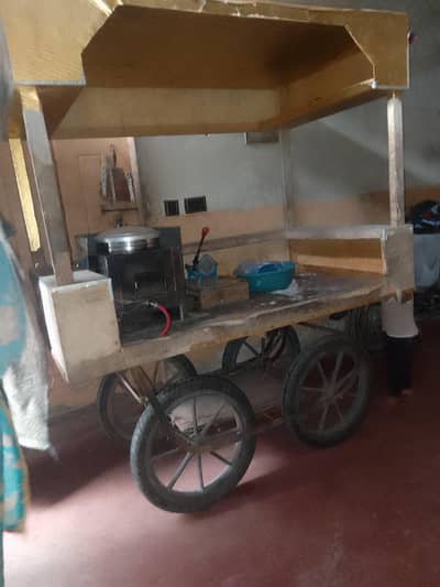 wood french fries counter