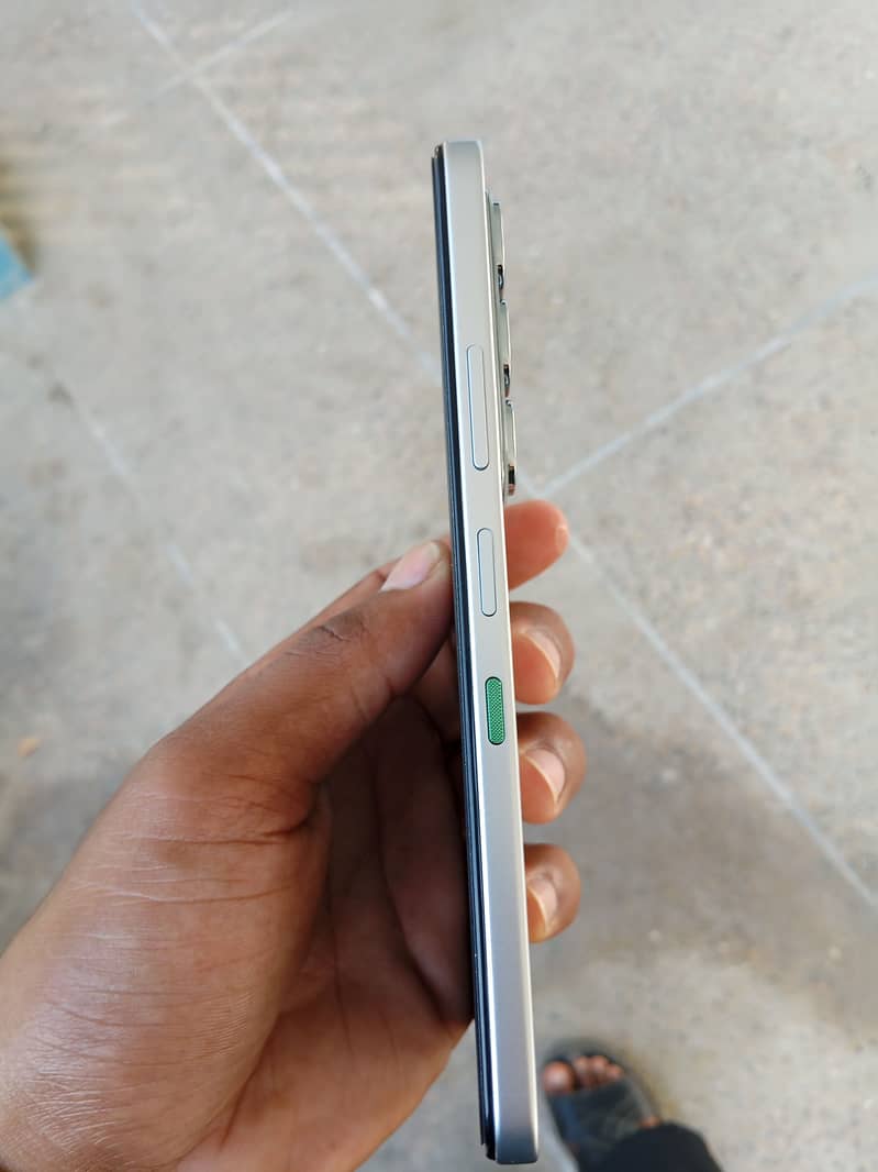 Infinix 6