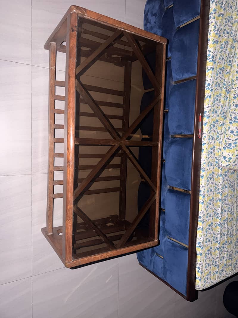 Sofa set with table 1