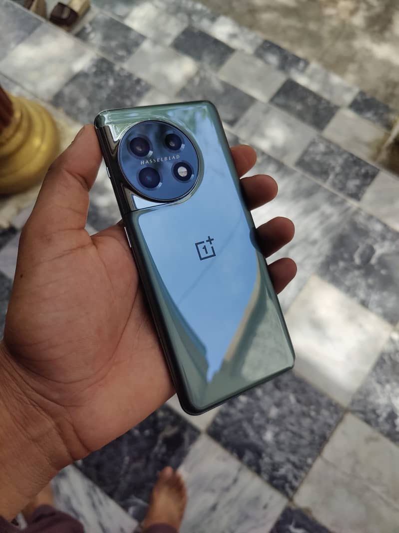 One Plus 11 1