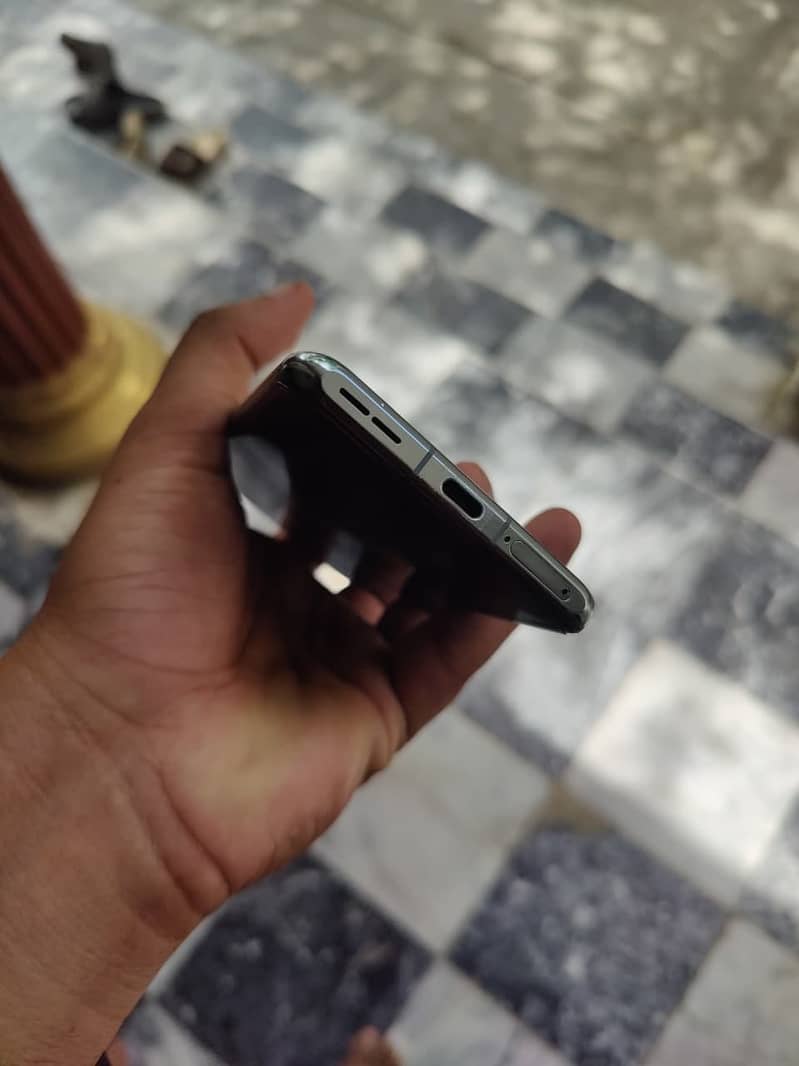 One Plus 11 2