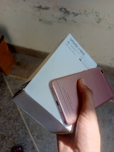 Vivo Y66 all ok memory 6/128