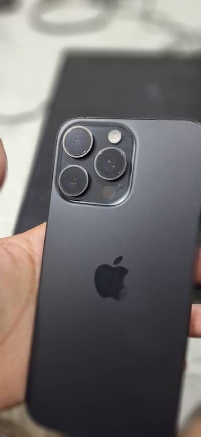Apple iPhone 15 Pro Max