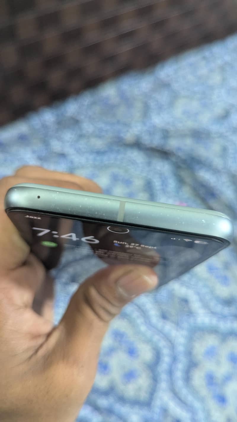 Google Pixel 8 0