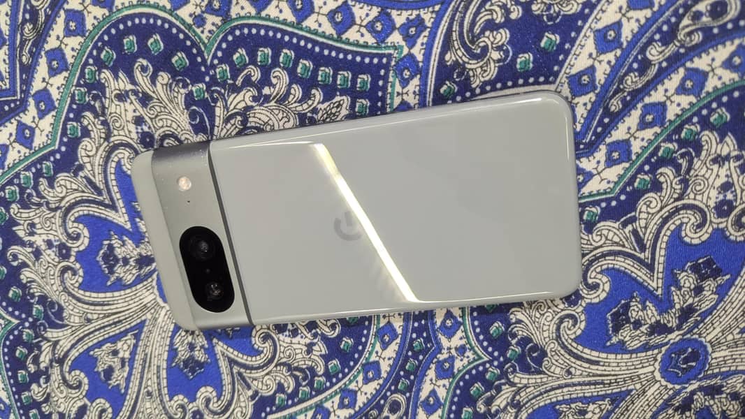 Google Pixel 8 1