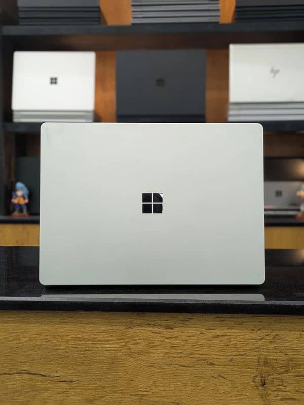 Microsoft surface Laptop 2 2