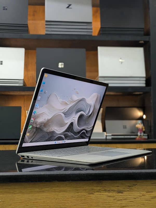 Microsoft surface Laptop 2 6