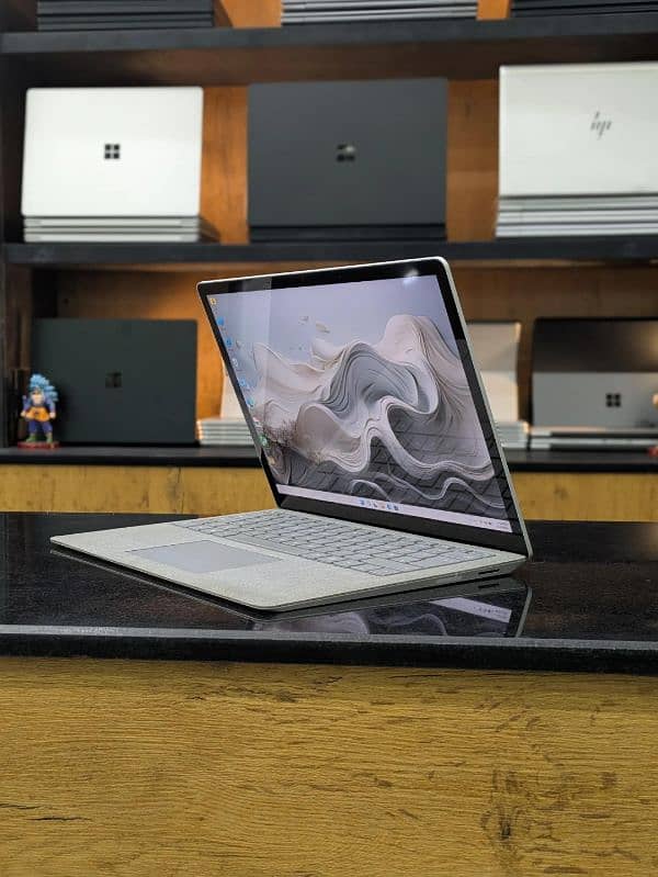 Microsoft surface Laptop 2 7