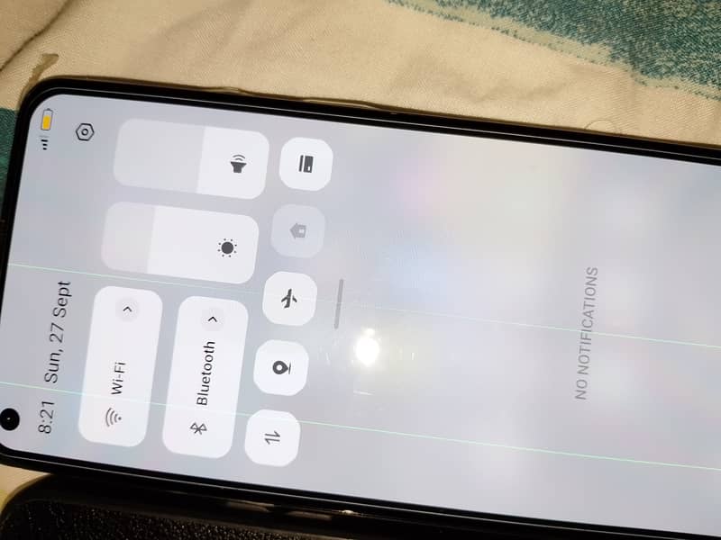 One Plus 9R in scratch less condition 1