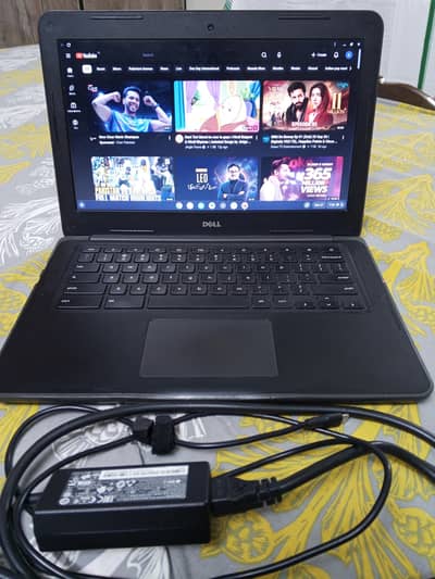 Dell Chromebook 3380, 4GB/32GB, 13.3" display+ Type C charger  10/10
