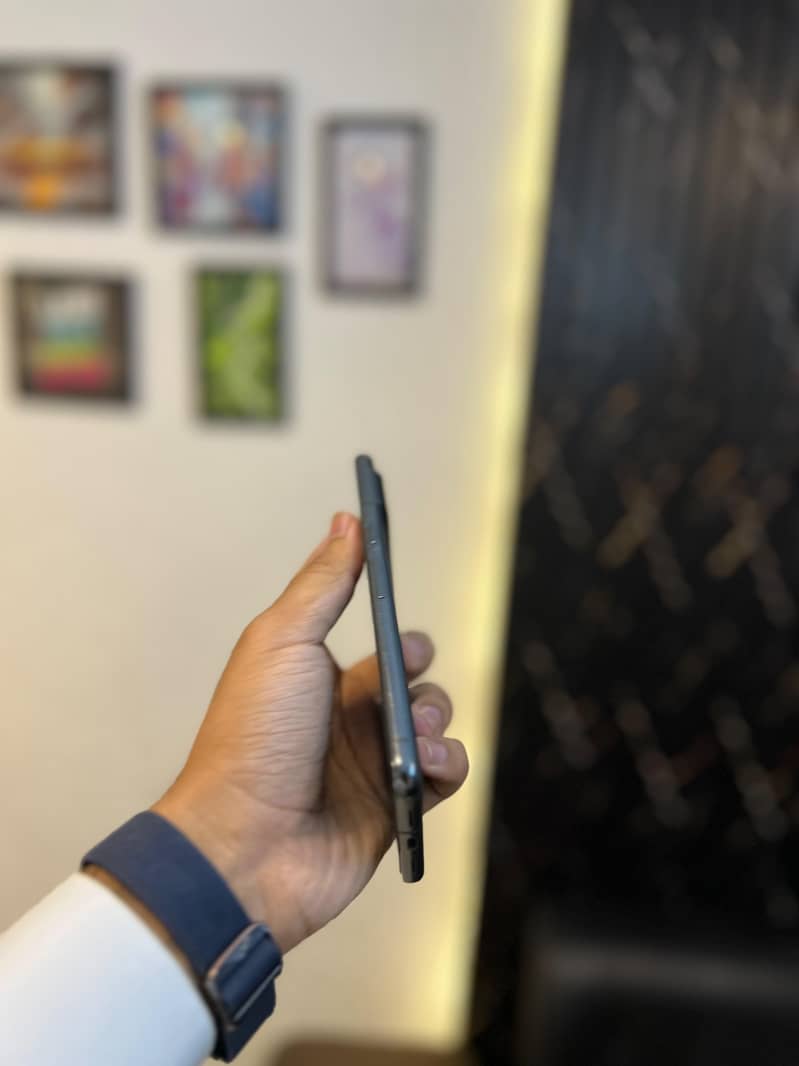 Google Pixel 8 Pro 2