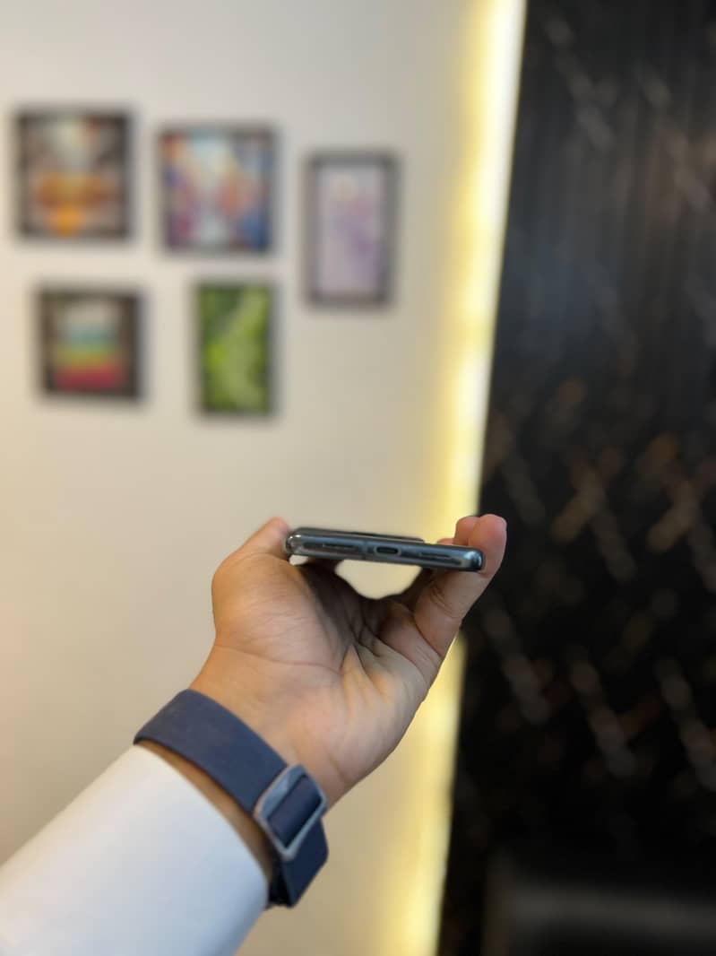 Google Pixel 8 Pro 3