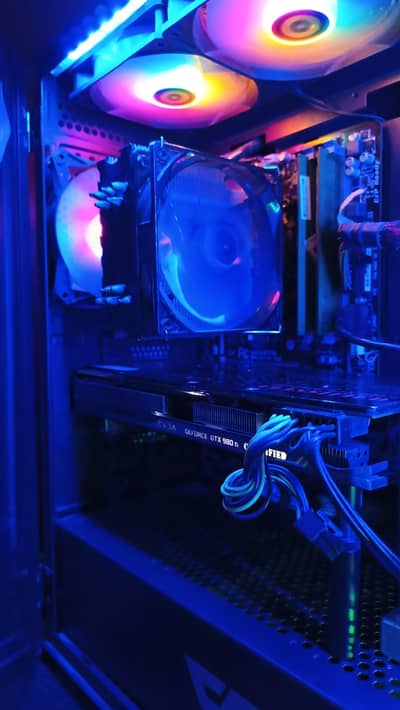 EVGA GTX 980TI CLASSIFIED EDITION
