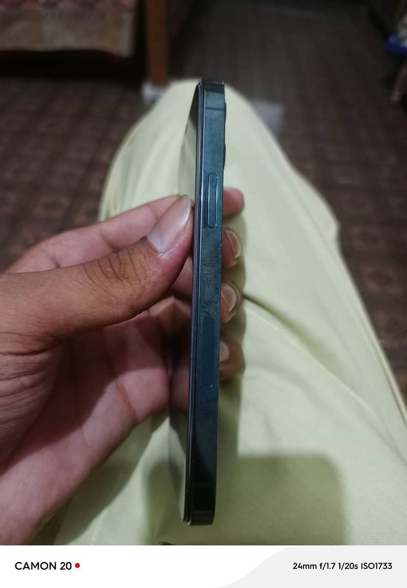 Apple iPhone 12 Pro 0