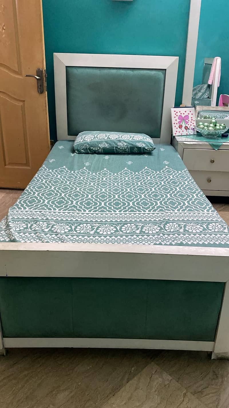 Single Bed 1