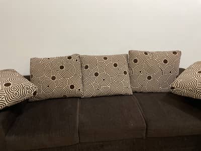 Premium 5 Seater Sofa Set – 3 Seater + 2 Chairs – Excellent Condition