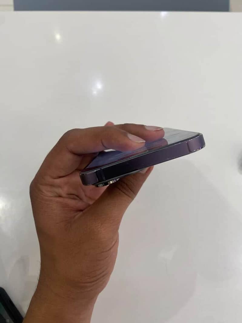 Apple iPhone 14 Pro Max 2