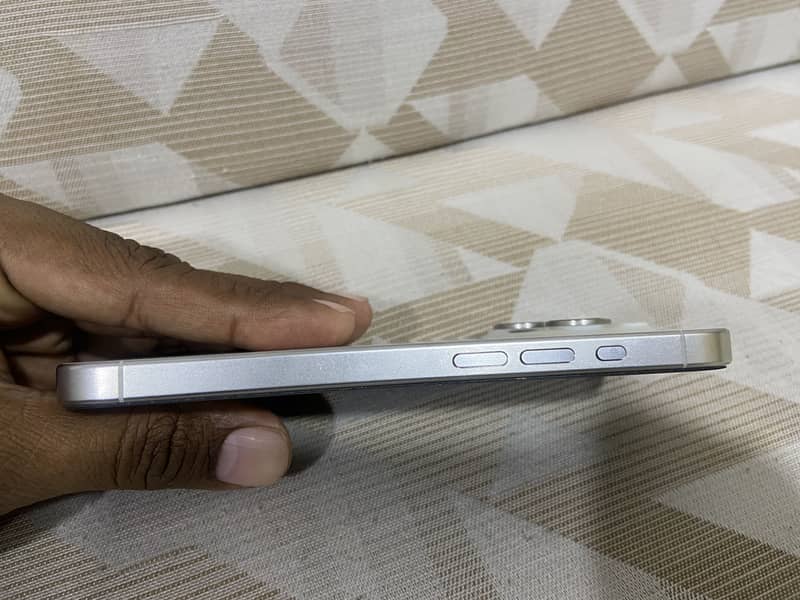 Iphone 15 pro JV 1