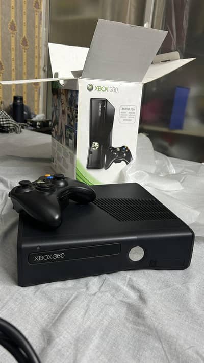 Xbox 360 250GB