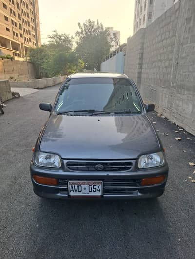 Daihatsu Cuore 2011
