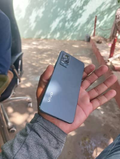 Vivo V21e