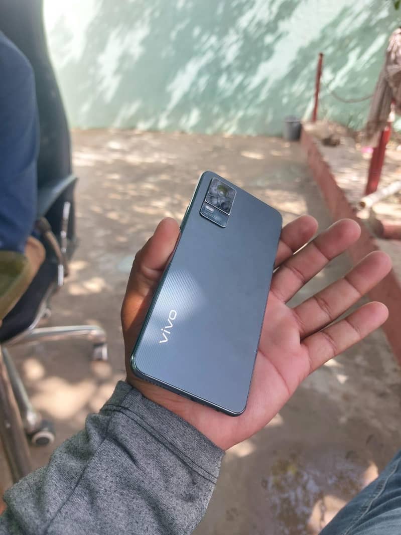 Vivo V21e 0