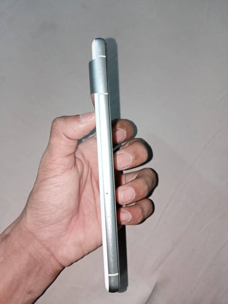 Google Pixel 7 3