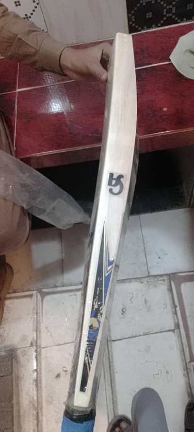 CA Gold Blast 18K Cricket Bat – Brand New