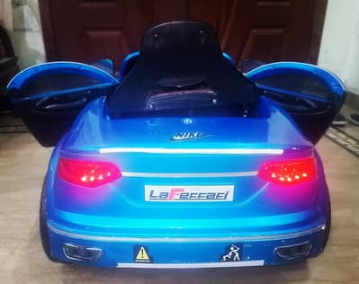 KIDS CAR with swing mode & Remote (Each & Everything ok