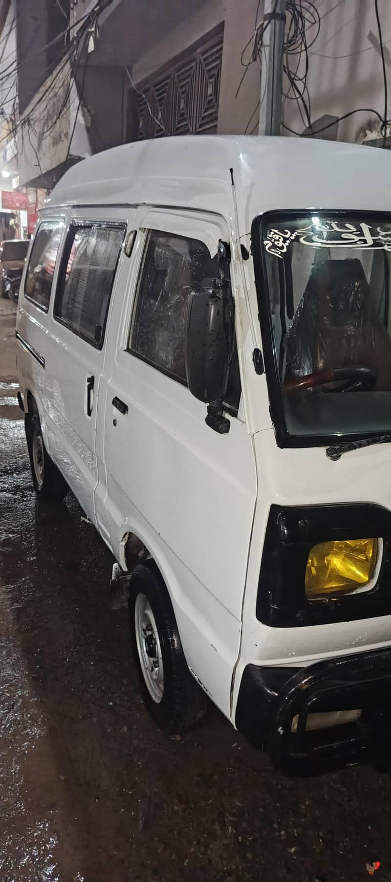 Suzuki Bolan 2011 1