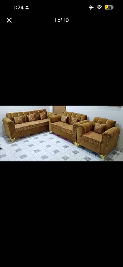 Brand new 3:2.1 sofa set