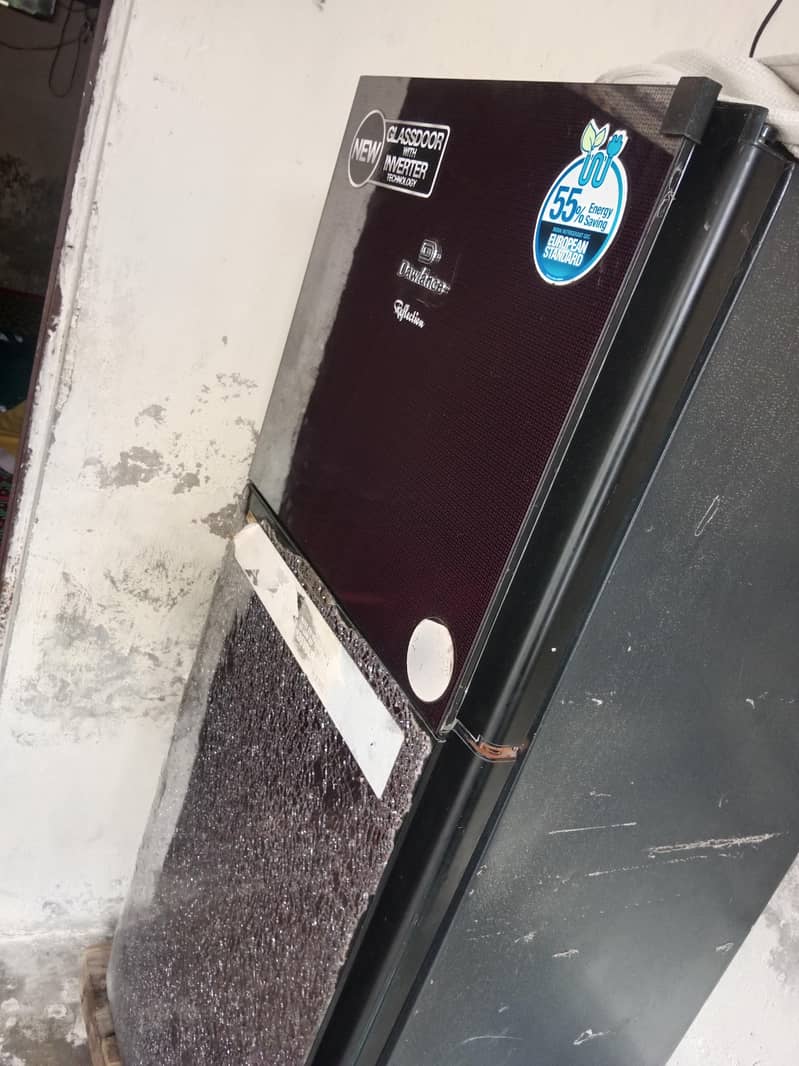 medium size fridge 1