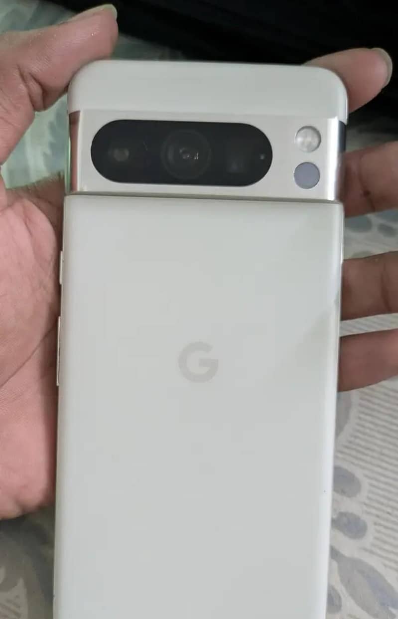 Google Pixel 8 Pro 5