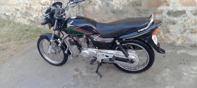 Honda deluxe 12 model