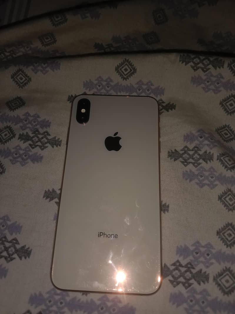 Apple iPhone XS Max 6