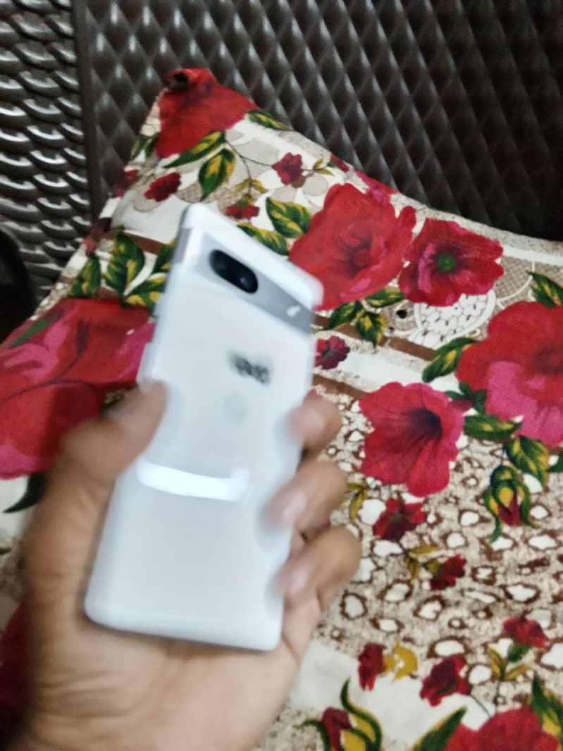 Google Pixel 7a 6