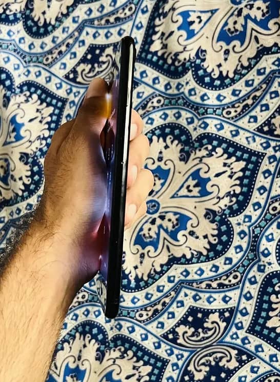 Apple iPhone 7 Plus 0