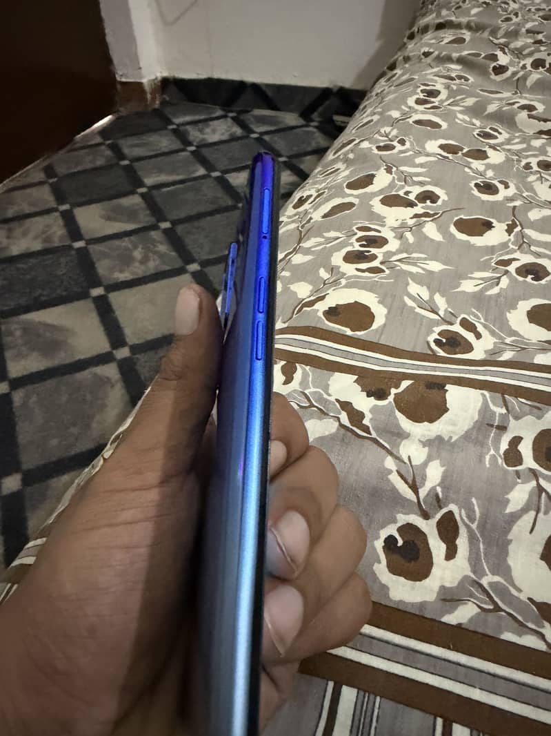OPPO A54 3