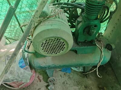air compressor genuine no rust, for urgent sale