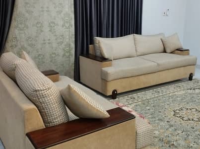 7 Seater Sofa Set (Beige & Off white)