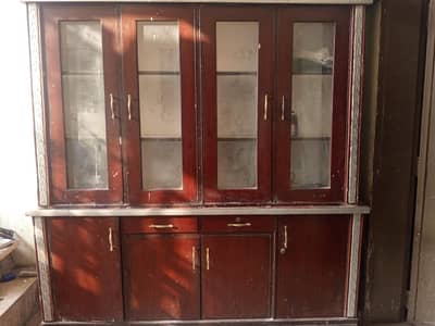 showcase large size